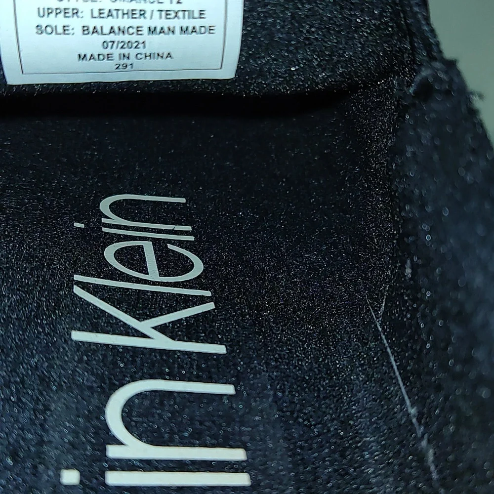Calvin Klein men's sneakers-NEW